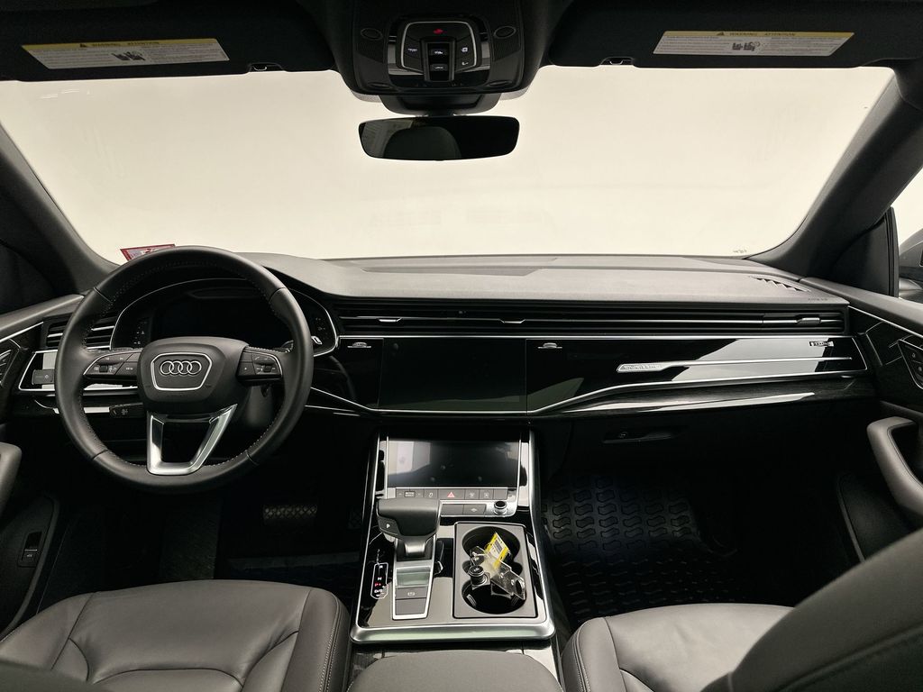 2019 Audi Q8 Premium 8