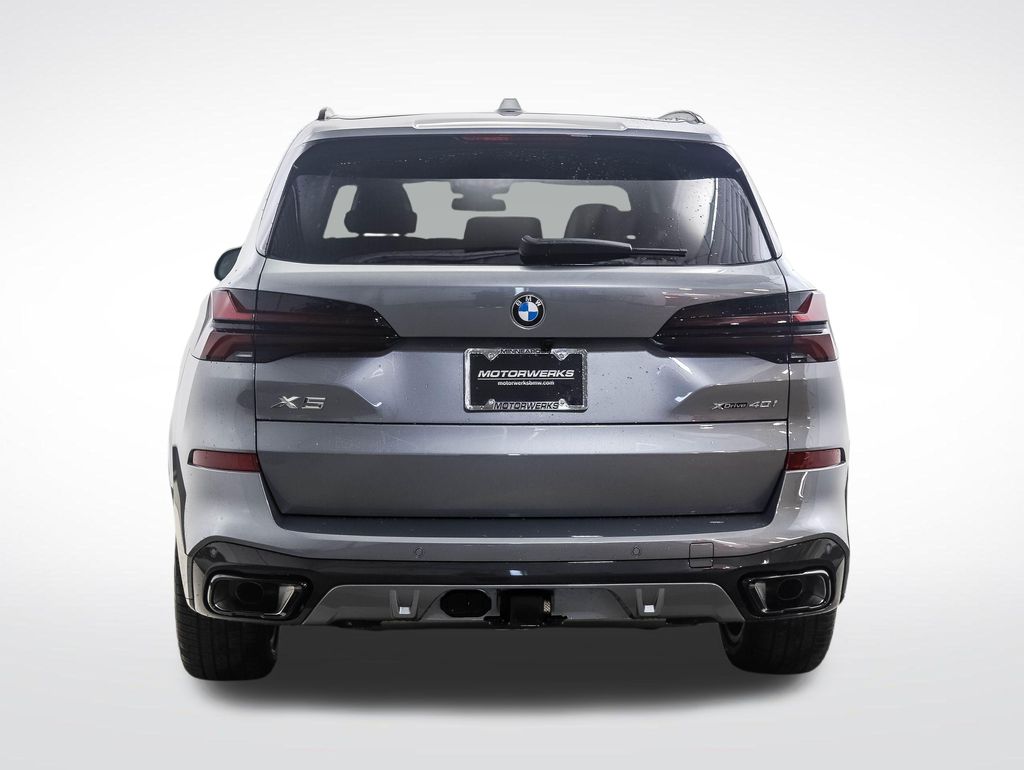 Thumbnail: 2026 BMW X5 - 4