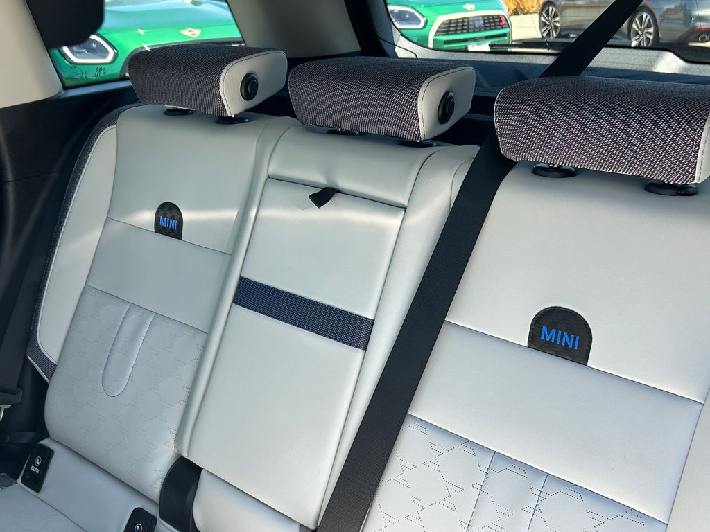 Thumbnail: 2025 MINI Cooper Countryman - 31