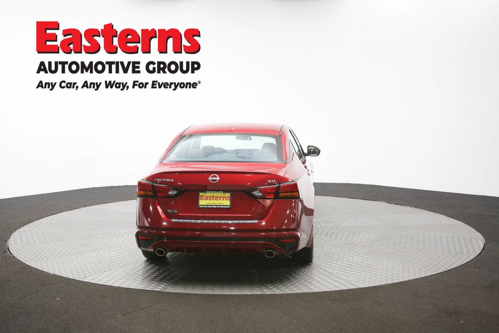 Used 2023 Red Nissan 2.5 SV image 36