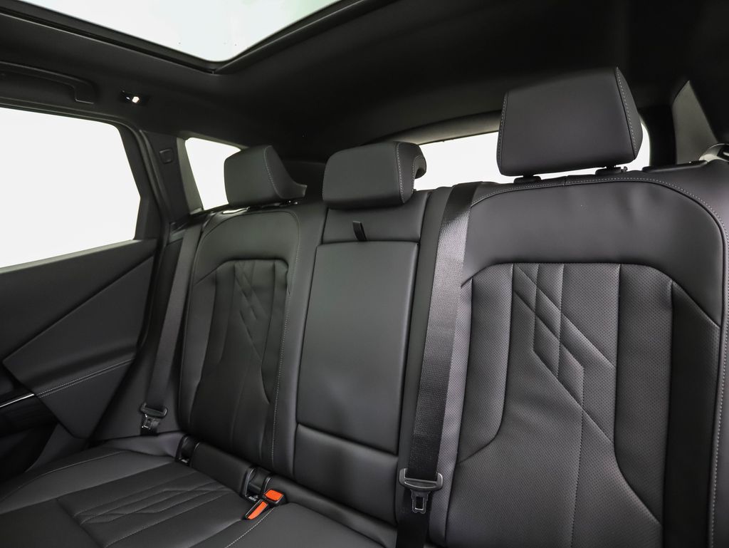 Thumbnail: 2026 BMW X3 - 22