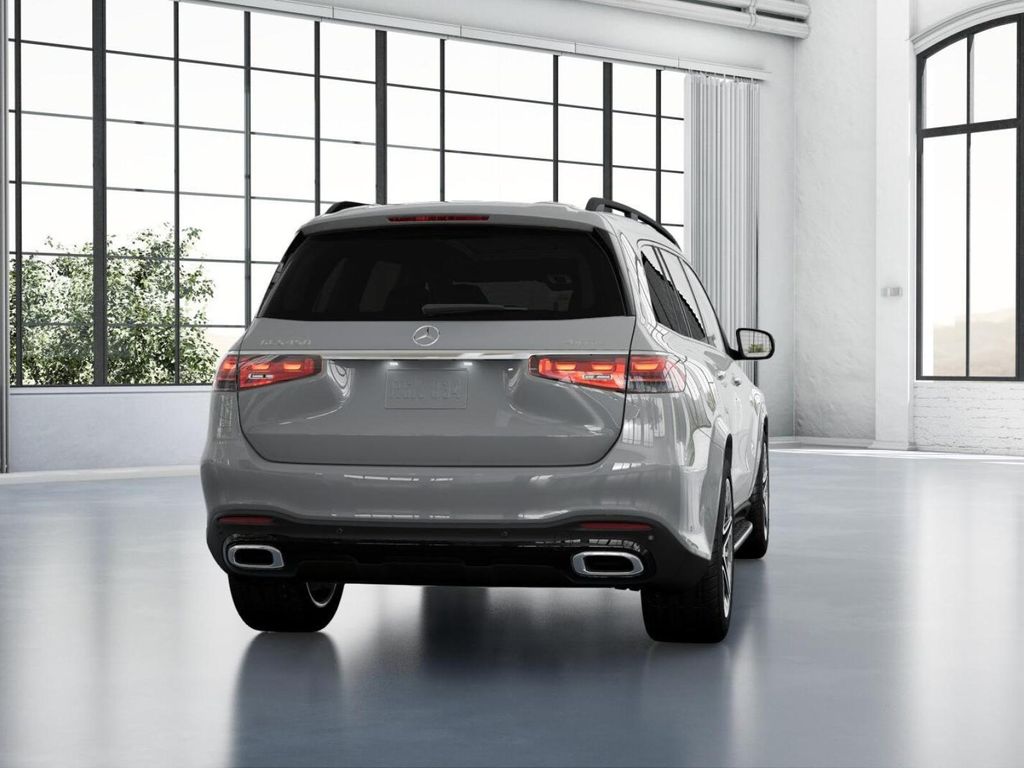 2025 Mercedes-Benz GLS 450 4MATIC 24