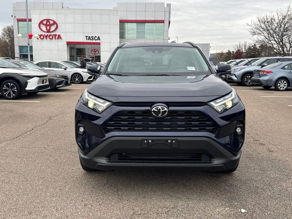 2025 Toyota RAV4 XLE Premium photo 2