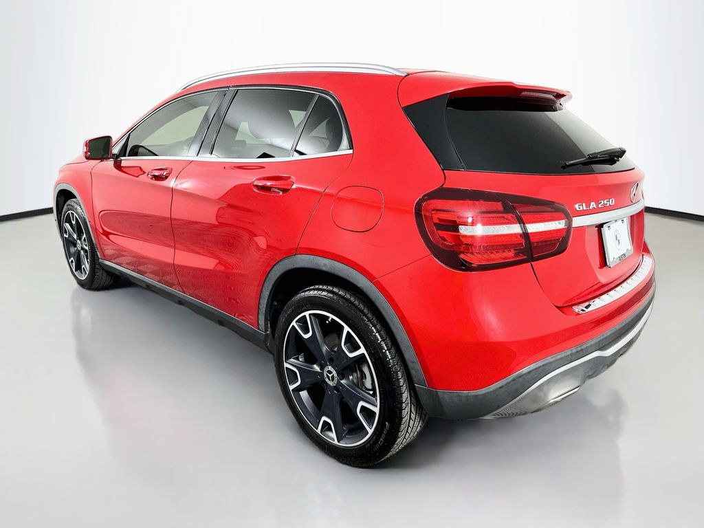 Thumbnail: 2019 Mercedes-Benz GLA - 7