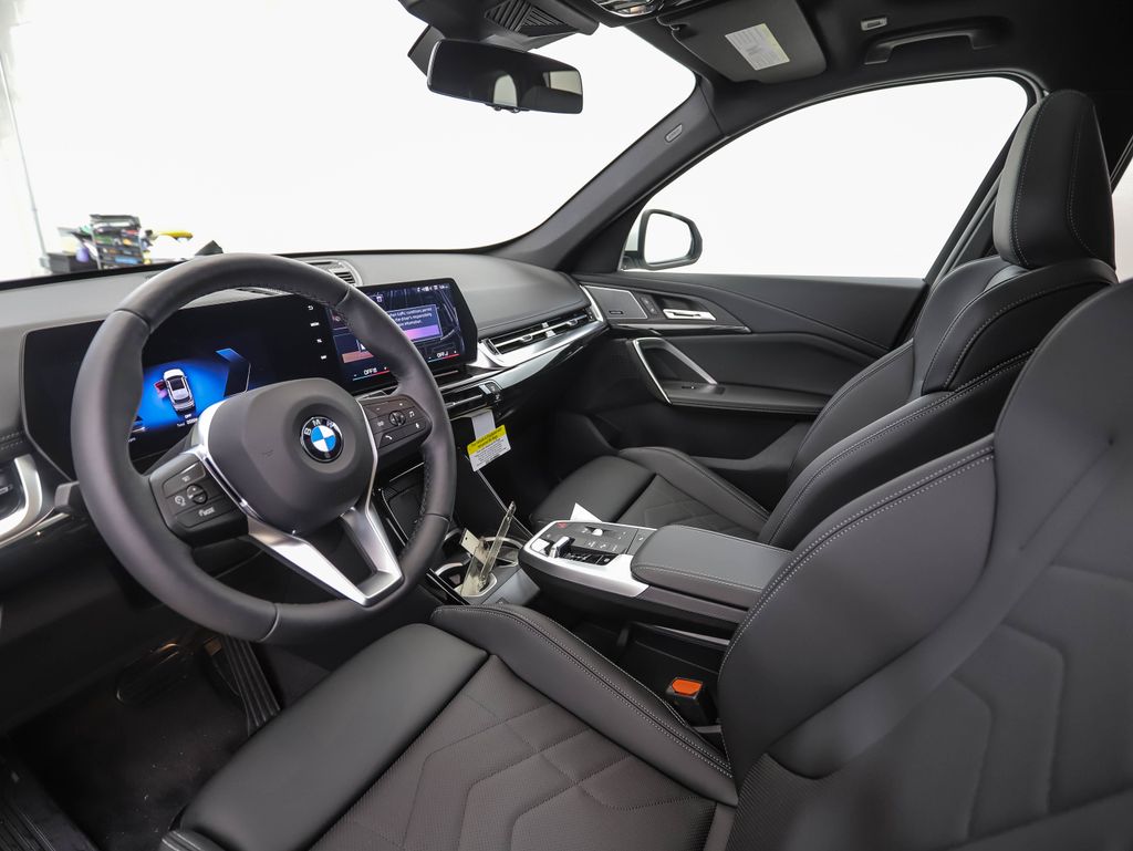 Thumbnail: 2026 BMW X1 - 10