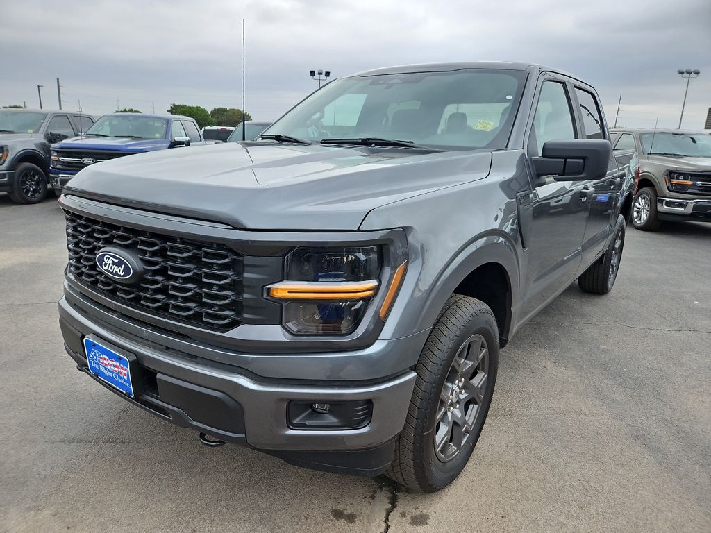 View vehicle photo 4