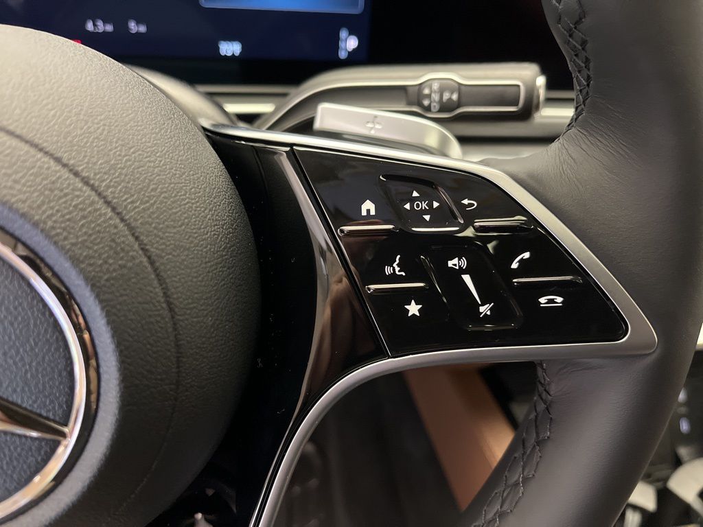 Thumbnail: 2026 Mercedes-Benz GLE - 17