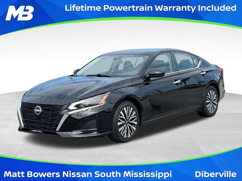 Super Black Clearcoat 2024 Nissan Altima Sedan Front-Wheel Drive Continuously Variable Transmission