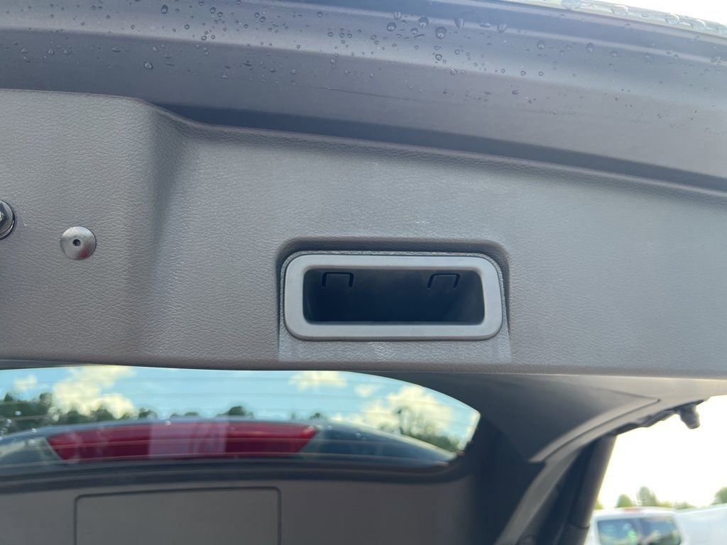 2025 Gun Metallic Nissan Rogue SL FWD SUV