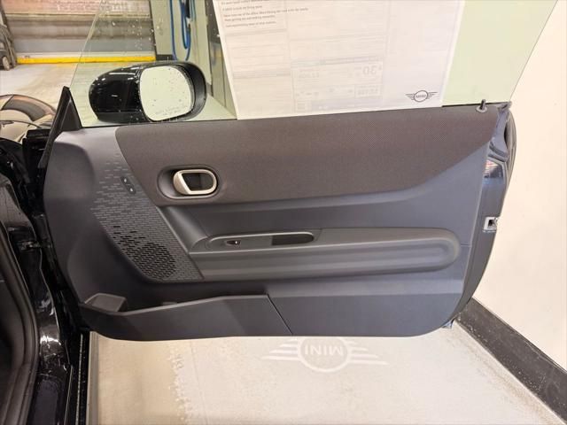 Thumbnail: 2026 MINI Cooper - 21