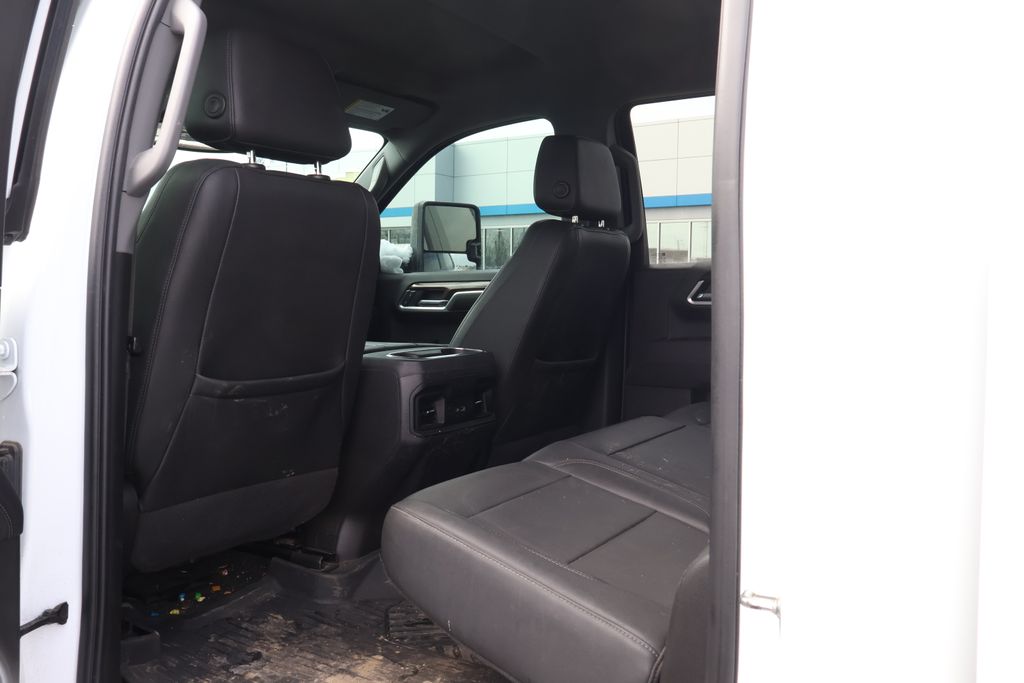 Thumbnail: 2022 Chevrolet Silverado 1500 - 32