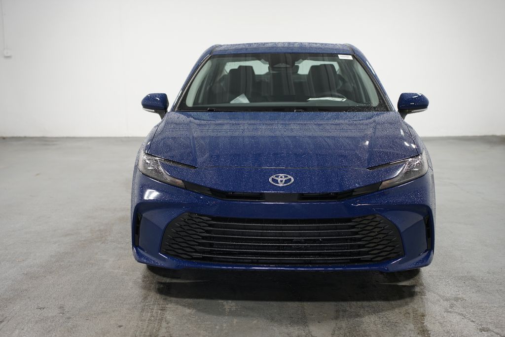 2025 Toyota Camry LE 2