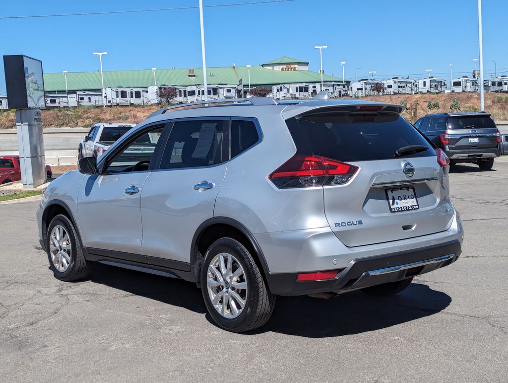 2020 Nissan Rogue SV 7