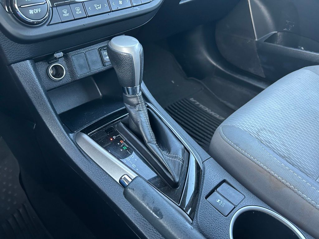 Thumbnail: 2016 Toyota Corolla - 27