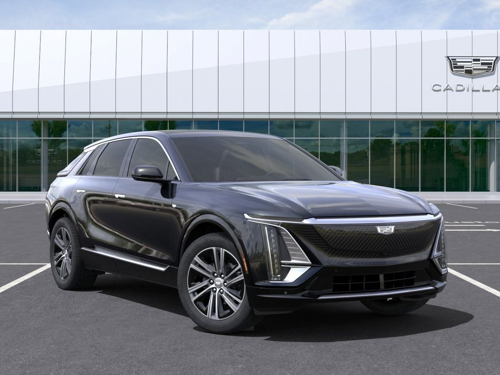 2024 Cadillac LYRIQ Luxury 7