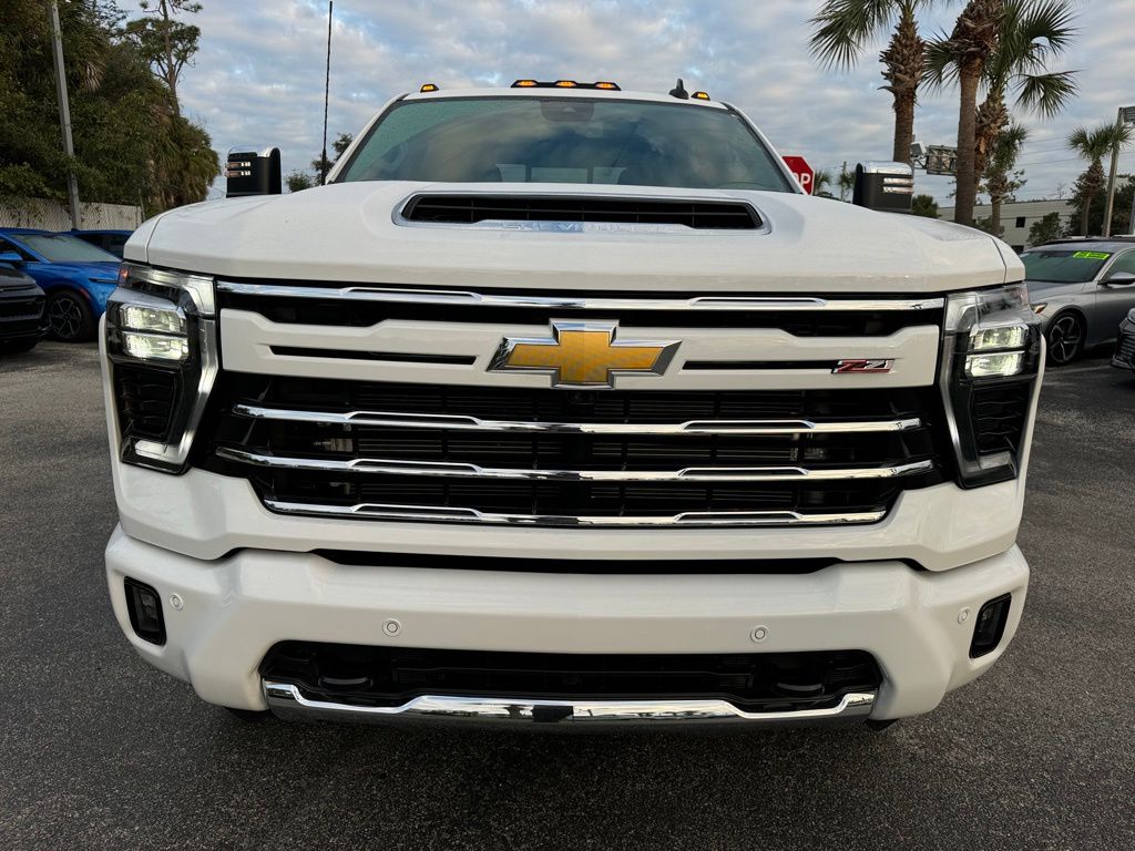 2025 Chevrolet Silverado 2500HD LT 3