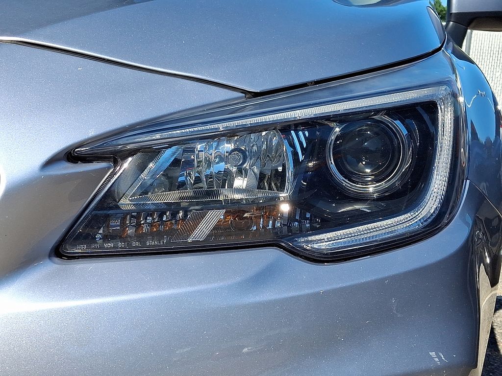 2018 Subaru Outback — photo 8