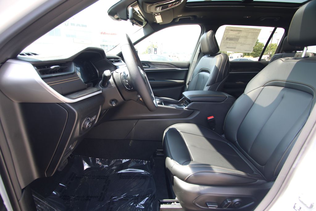 New 2026 Jeep Grand Cherokee L SUV