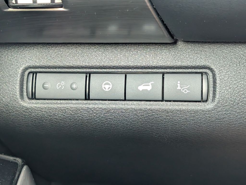 Used 2025 Nissan Pathfinder SUV