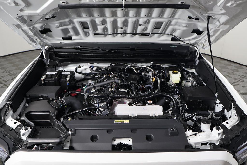 Thumbnail: 2025 Toyota Tacoma - 9