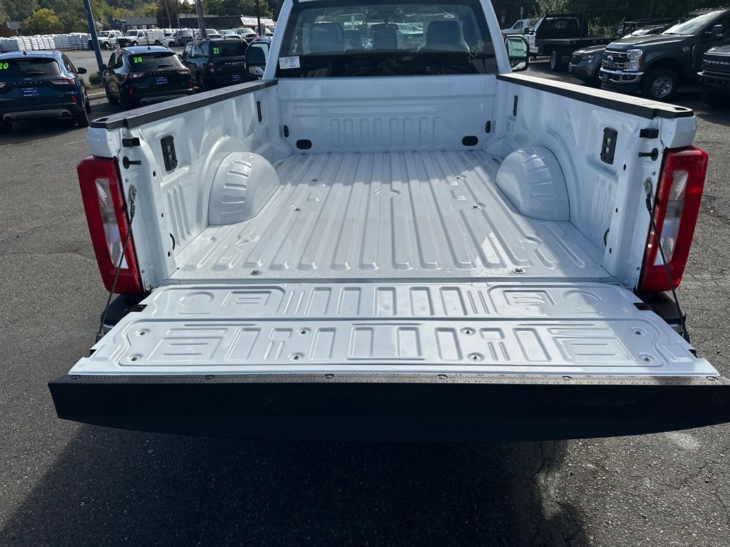 New 2026 Ford Super Duty F-250 Regular Cab 8' Box XL
