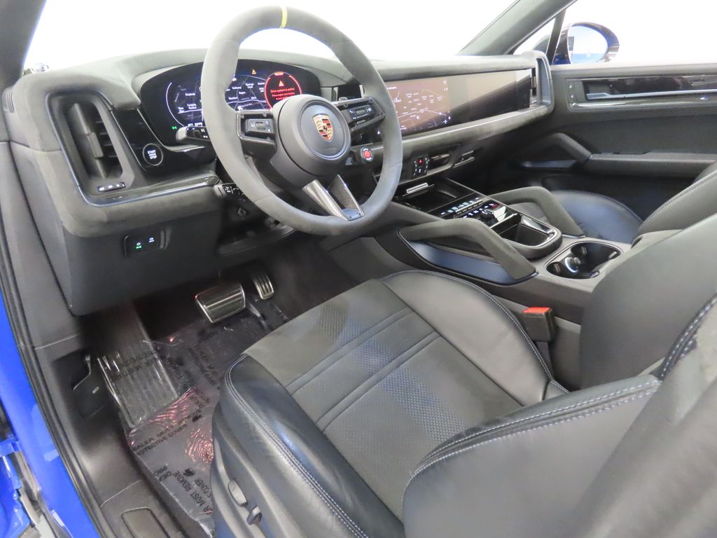 Thumbnail: 2024 Porsche  - 4