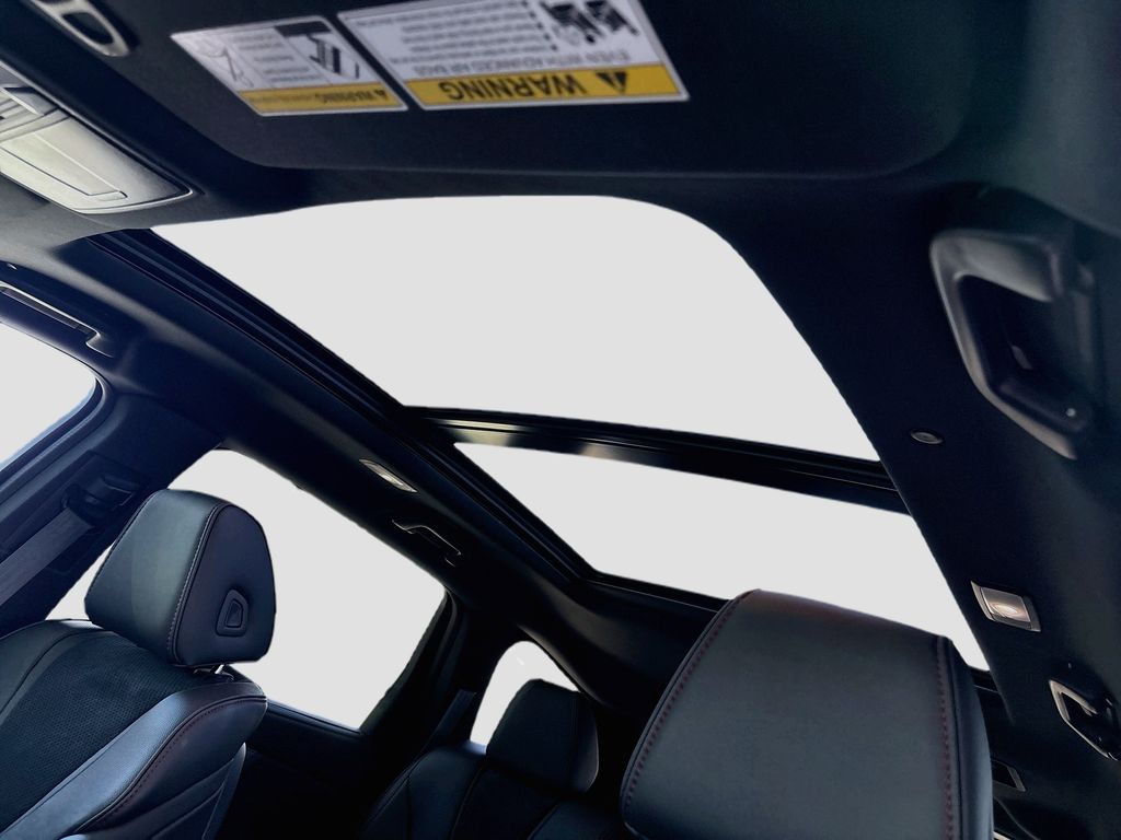 Thumbnail: 2023 Acura MDX - 18