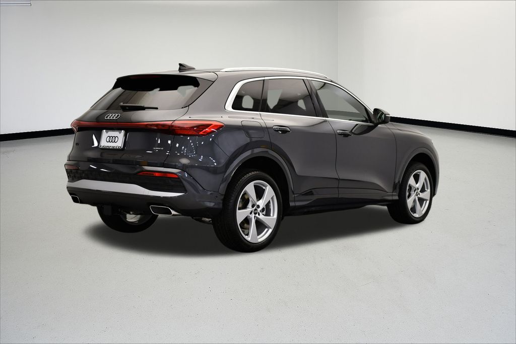 Thumbnail: 2025 Audi Q5 - 5