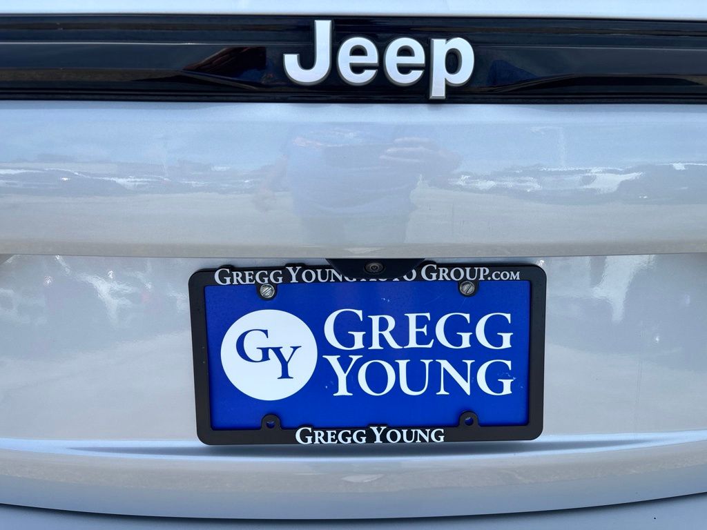 Used 2024 Jeep Grand Cherokee SUV
