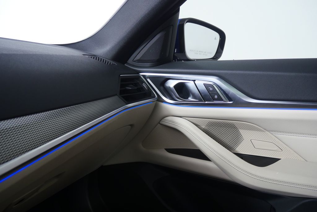 Thumbnail: 2022 BMW 4 Series - 29