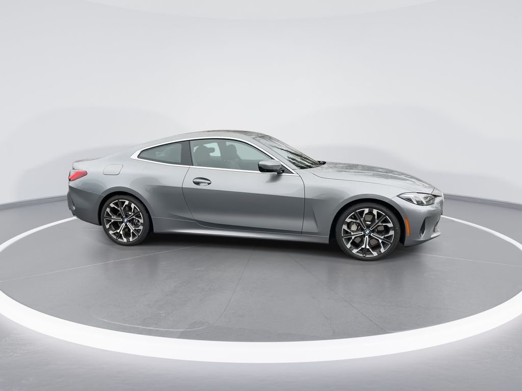 Thumbnail: 2026 BMW 4 Series - 9