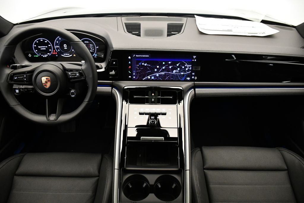 Thumbnail: 2026 Porsche Panamera - 22