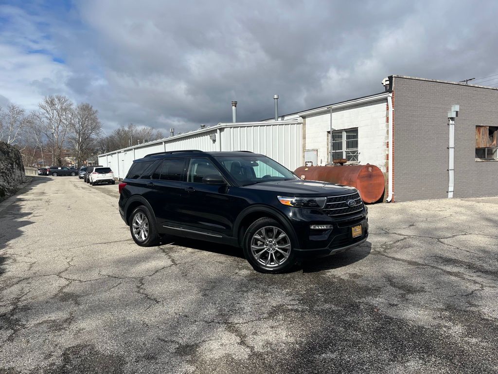 Agate Black Metallic 2023 Ford Explorer XLT AWD SUV / Crossover All-Wheel Drive Automatic