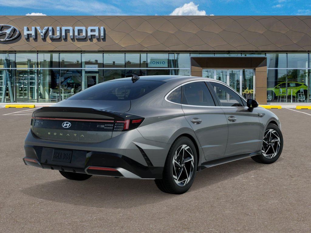 2025 Hyundai Sonata SEL 4