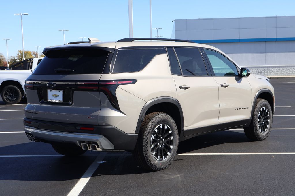 Thumbnail: 2026 Chevrolet Traverse - 8
