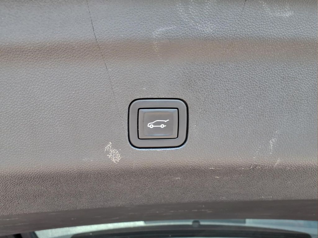 ChevroletTahoe33