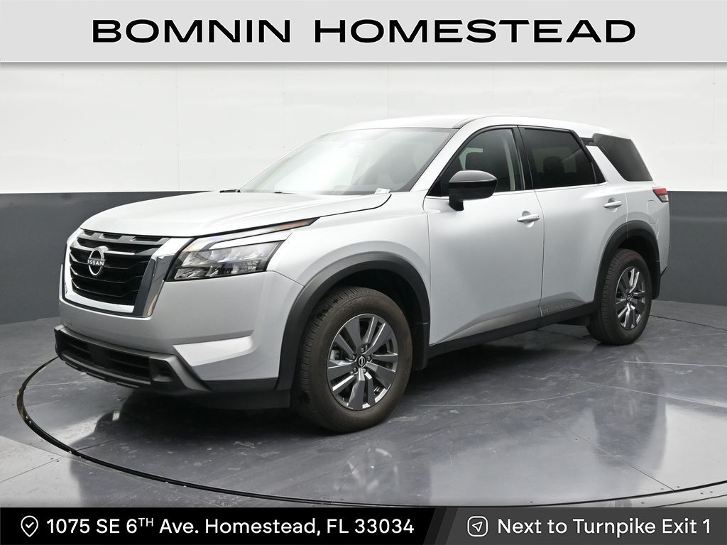 2025 Nissan Pathfinder S FWD