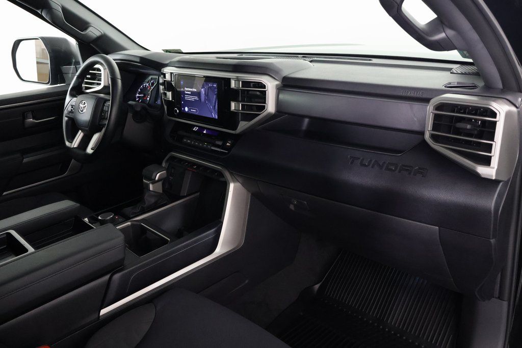 Thumbnail: 2025 Toyota Tundra - 9