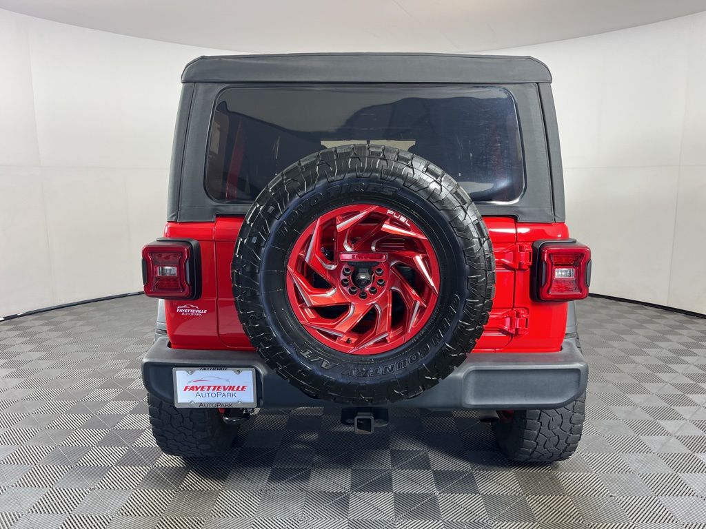 Thumbnail: 2021 Jeep Wrangler - 9