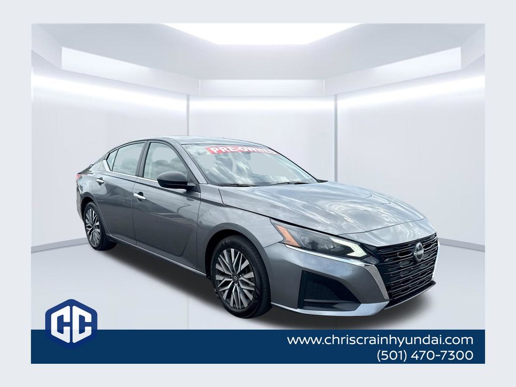 Gray (Gun Metallic) 2024 Nissan Altima Sedan Front-Wheel Drive Continuously Variable Transmission