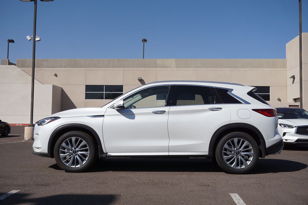 2024 INFINITI QX50 LUXE 2