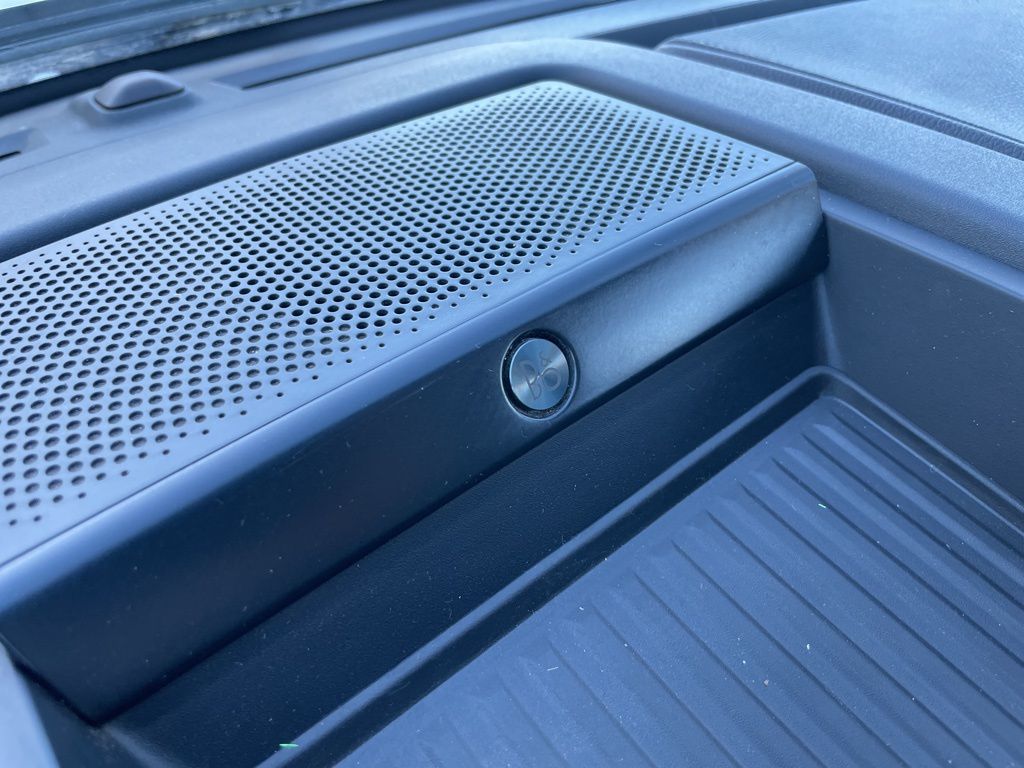 Certified Used 2022 White Ford Lariat image 59