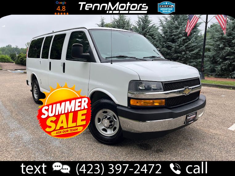 2018 Chevrolet Express 2500 Passenger LT