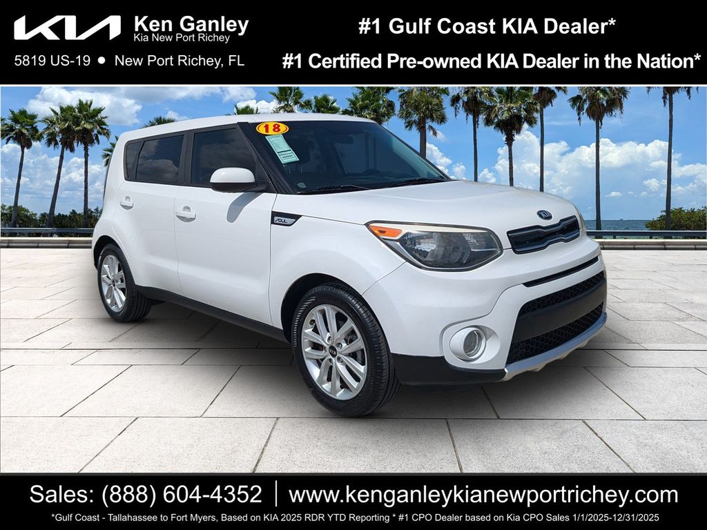 Clear White 2018 Kia Soul Wagon Front-Wheel Drive 6-Speed Automatic