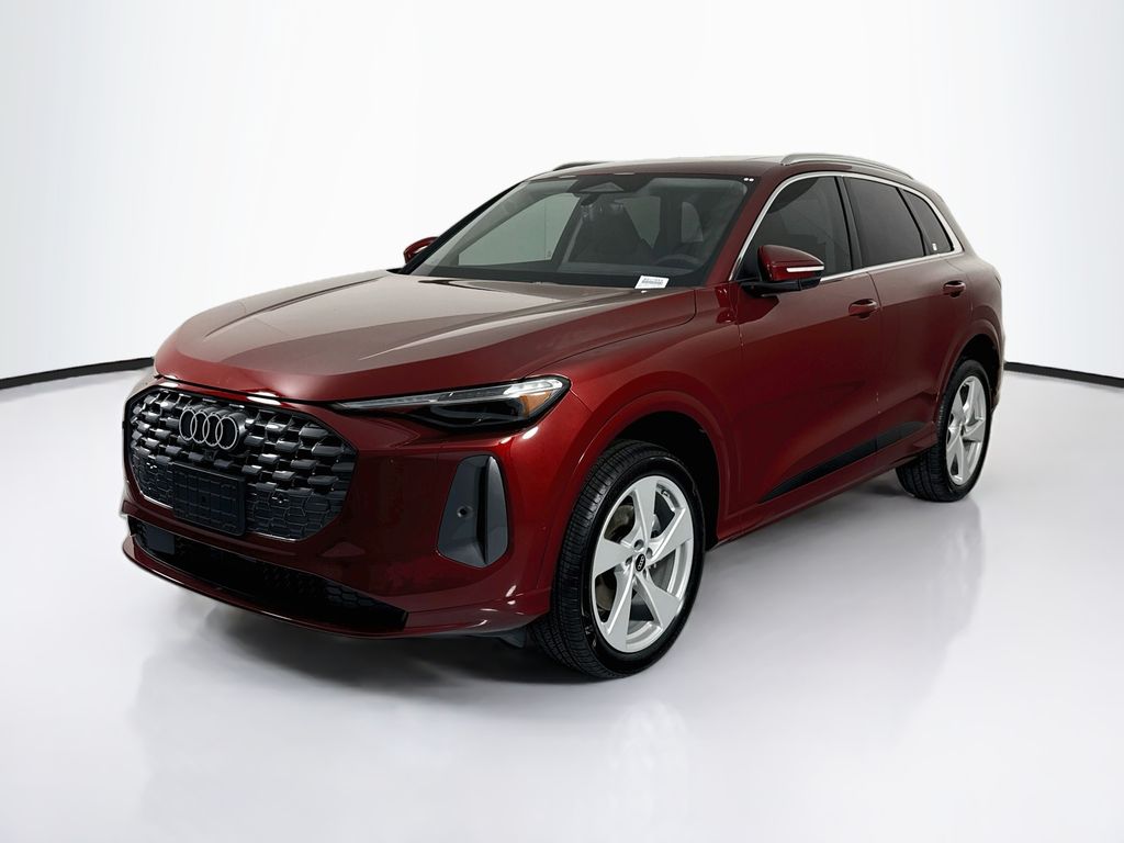Grenadine Red Metallic 2026 Audi Q5 SUV / Crossover All-Wheel Drive 7-Speed Automatic