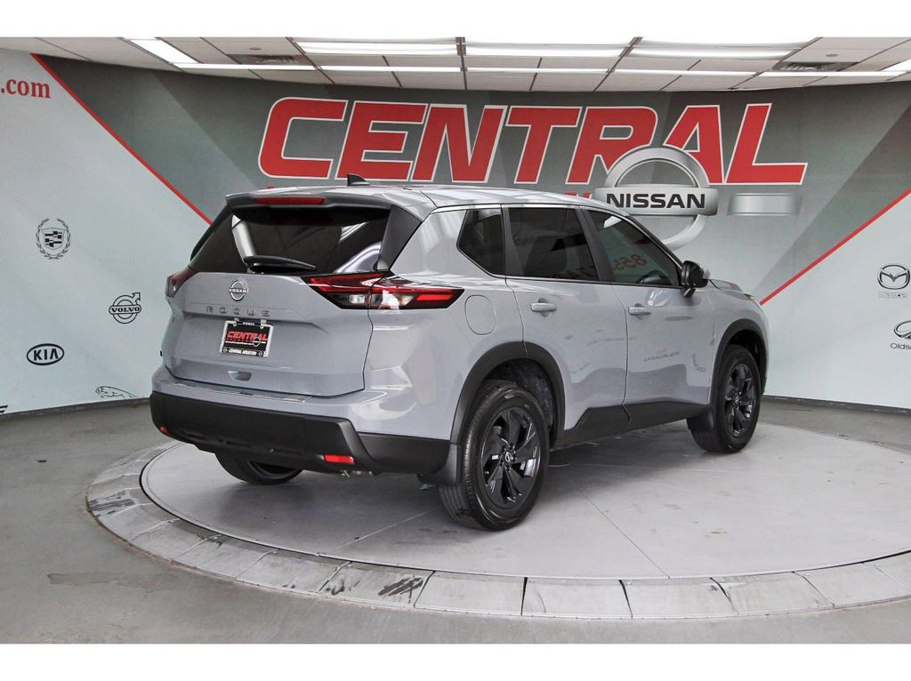 2026 Nissan Rogue SV - 3
