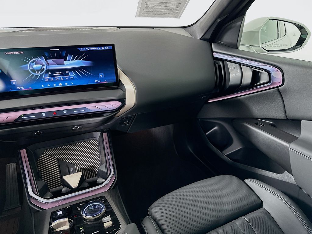 Thumbnail: 2025 BMW X3 - 22