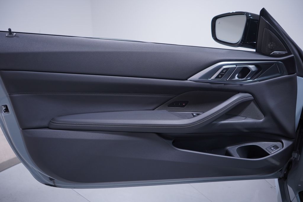 Thumbnail: 2025 BMW 4 Series - 15