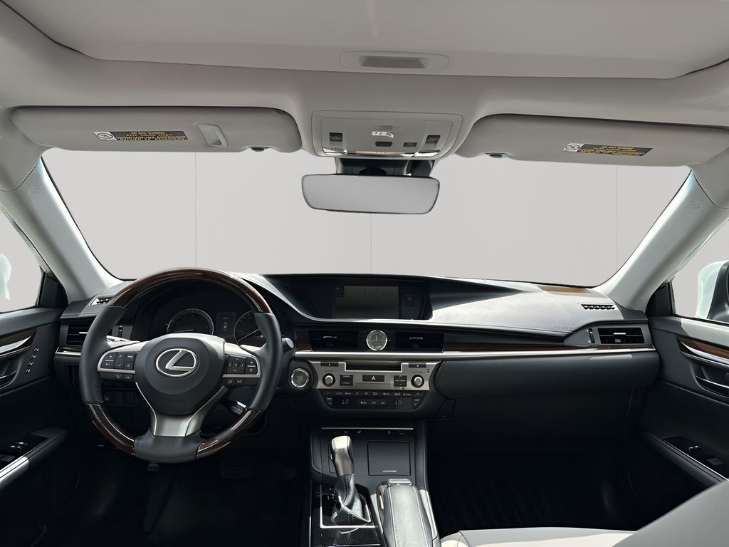 Used Car 2017 Lexus Es  350 For Sale Under $30,000 In Austin, Texas