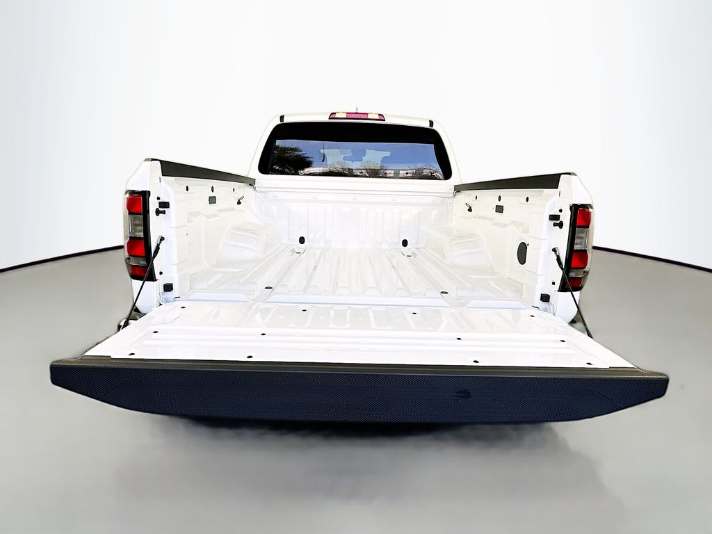 Thumbnail: 2025 Nissan Frontier - 24